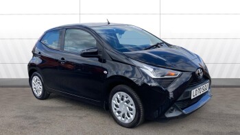 Toyota Aygo 1.0 VVT-i X-Play TSS 5dr x-shift Petrol Hatchback